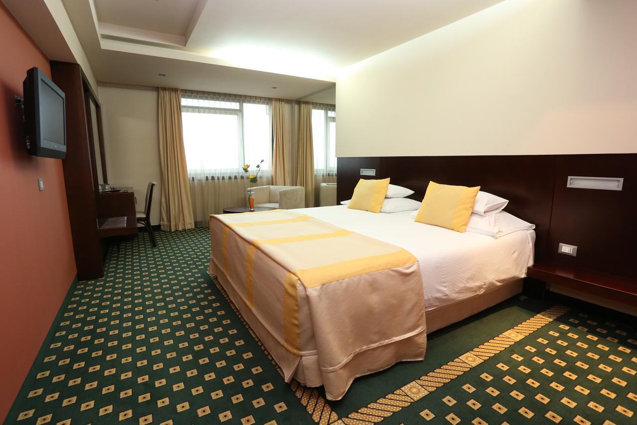 Hotel Zenica Zimmer foto
